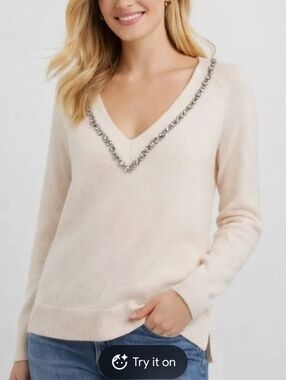 VINEYARD VINES Wool Blend Embellished  V Neck Sweater - XXS